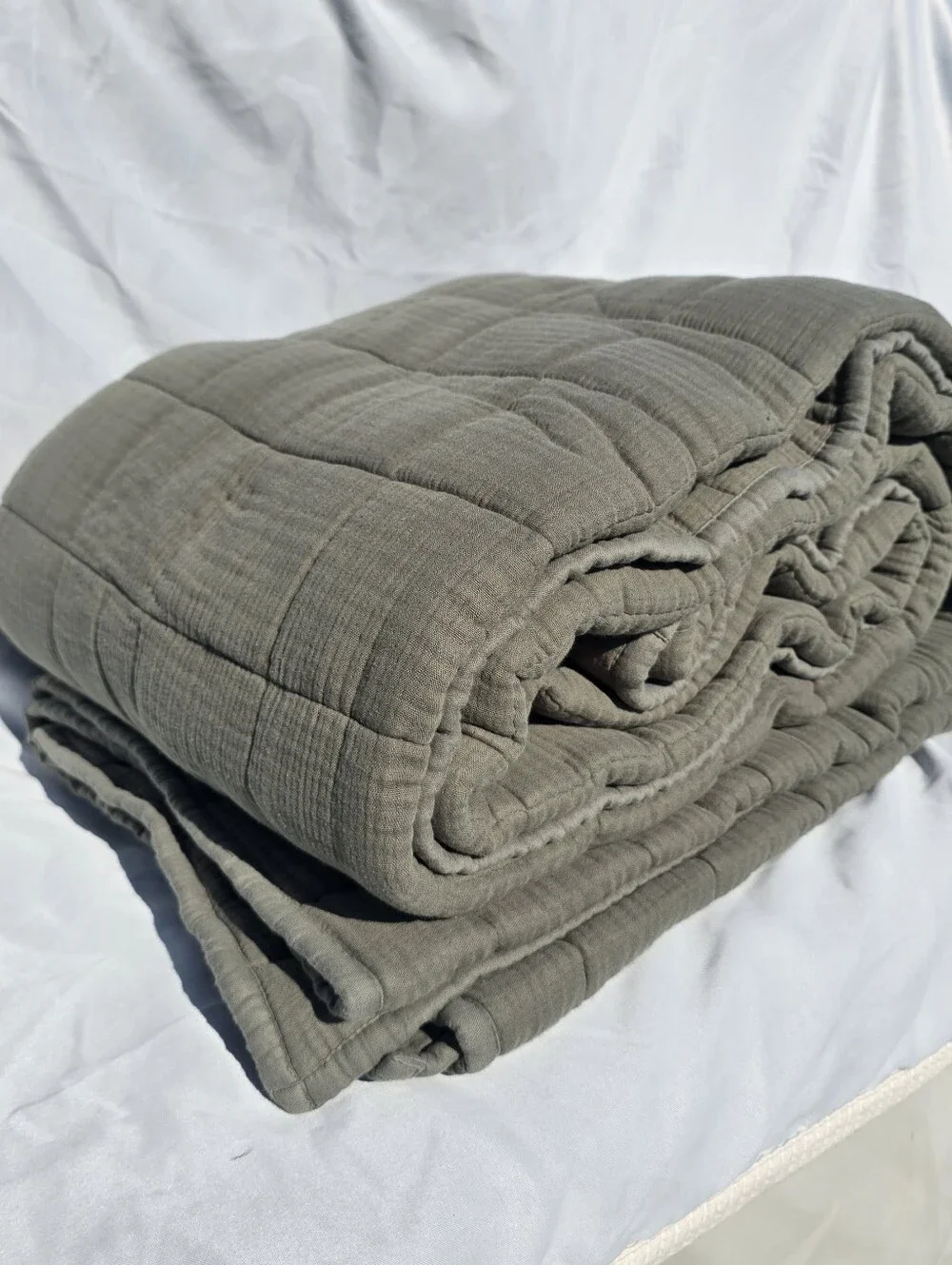 New! Quince Organic Luxury Airy Gauze Cotton Box Quilt Green Queen Olive Green